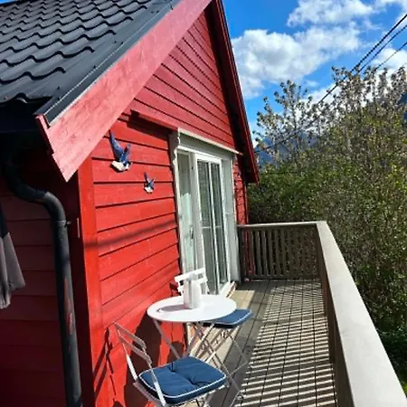 Olastova, Et Koselig Lite Hus I Naer Sentrum